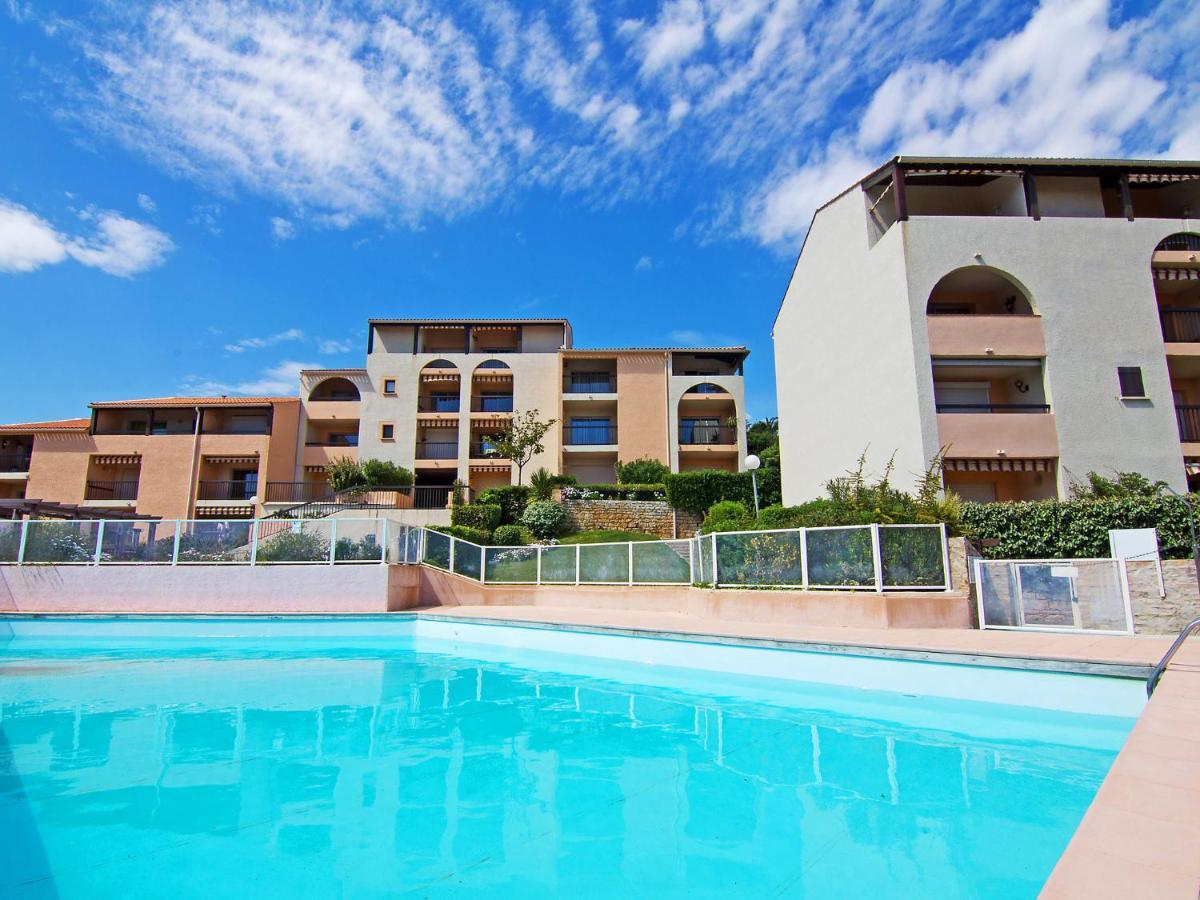 Apartment Le Domaine De La Gaillarde-17 By Interhome Ле Исамбр Екстериор снимка
